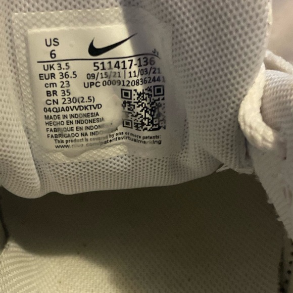 Nike Air Max Correlate - Picture 3 of 5